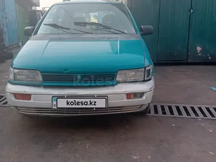 Mitsubishi Space Runner 1994 года за 950 000 тг. в Алматы