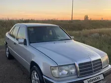 Mercedes-Benz E-Class, 1991