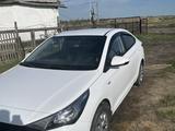 Hyundai Accent 2022 года за 8 600 000 тг. в Караганда – фото 2