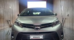 Toyota Sienna 2019 годаүшін17 990 000 тг. в Астана