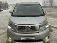 Toyota Vellfire 2012 годаfor6 999 999 тг. в Алматы