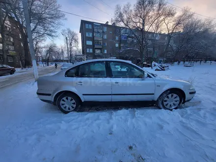 Volkswagen Passat 2002 года за 3 000 000 тг. в Караганда – фото 20