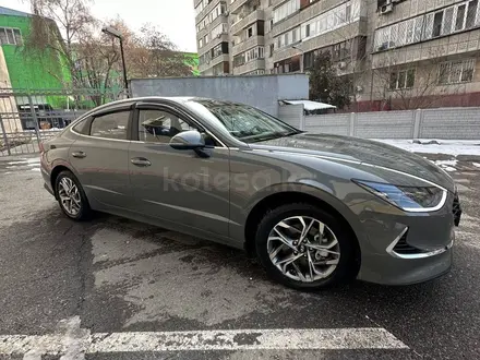 Hyundai Sonata 2022 года за 12 500 000 тг. в Алматы – фото 6