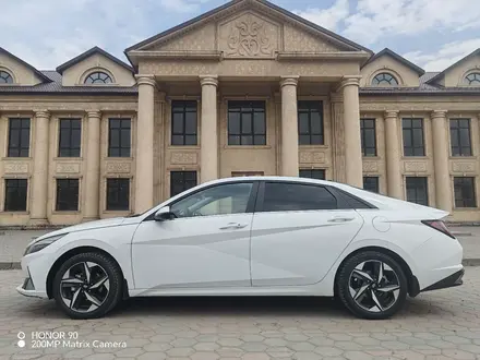 Hyundai Elantra 2021 года за 9 300 000 тг. в Семей – фото 5