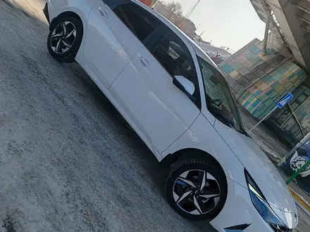 Hyundai Elantra 2021 года за 9 300 000 тг. в Семей – фото 12