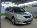 Toyota Sienna 2013 года за 6 500 000 тг. в Атырау