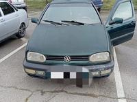 Volkswagen Golf 1995 года за 1 300 000 тг. в Алматы