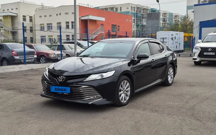 Toyota Camry 2020 года за 13 390 000 тг. в Алматы