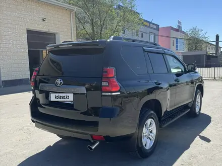 Toyota Land Cruiser Prado 2023 года за 27 000 000 тг. в Атырау – фото 4