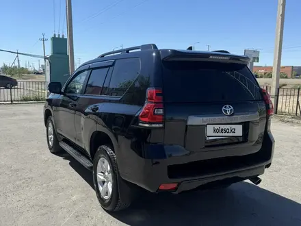 Toyota Land Cruiser Prado 2023 года за 27 000 000 тг. в Атырау – фото 3