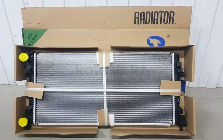 Радиатор охлаждения Volkswagen за 20 000 тг. в Астана