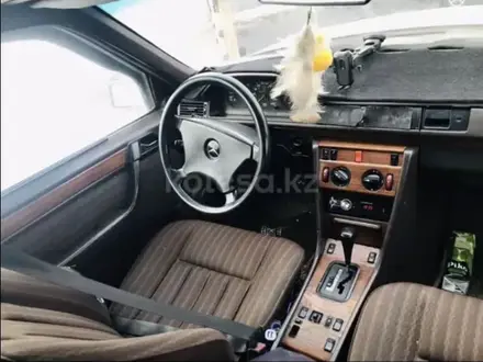 Mercedes-Benz E 300 1989 года за 800 000 тг. в Кызылорда – фото 3