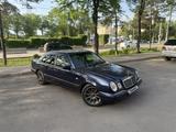 Mercedes-Benz E 320 1996 года за 3 000 000 тг. в Алматы