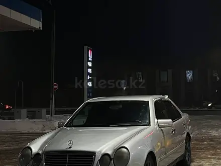 Mercedes-Benz E 430 1997 года за 3 000 000 тг. в Астана – фото 13