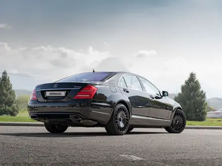 Mercedes-Benz S 500 2011 года за 13 000 000 тг. в Алматы – фото 13