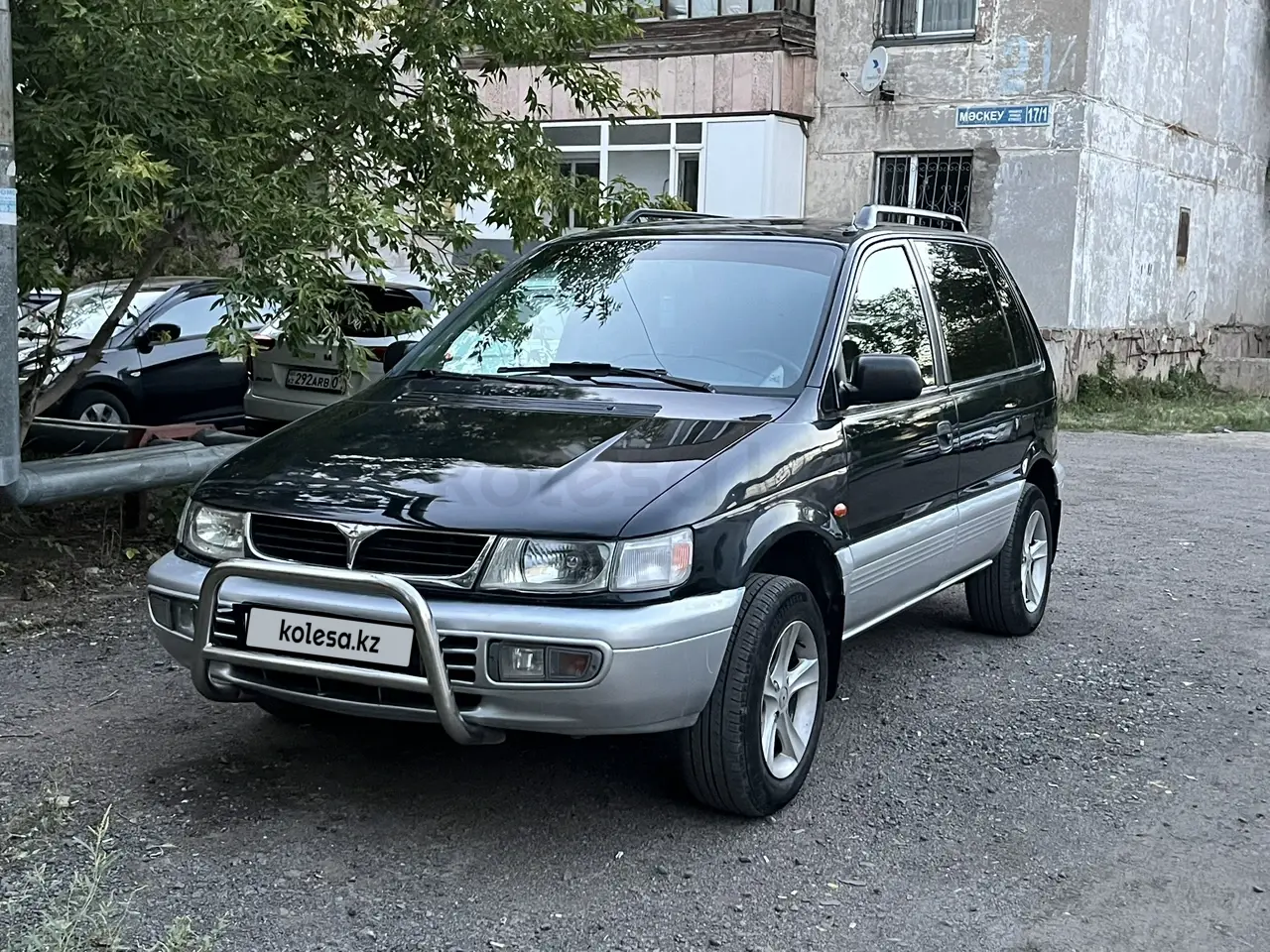 Mitsubishi Space Runner, 1997