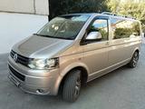 Volkswagen Caravelle 2013 года за 12 800 000 тг. в Костанай – фото 2