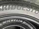 Bridgestone Alenza 001 285/45 R22 110H Доставка 24 часа за 150 000 тг. в Семей – фото 3