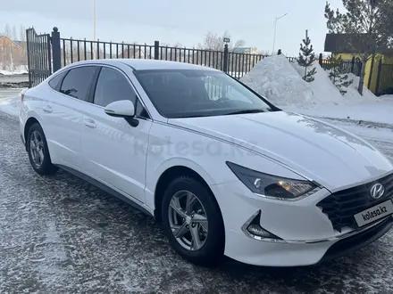 Hyundai Sonata 2021 года за 10 500 000 тг. в Актобе – фото 8