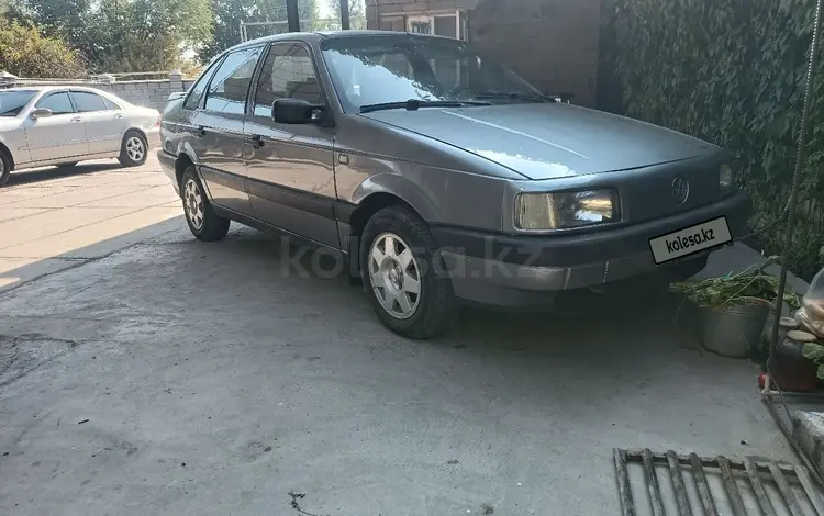 Volkswagen Passat 1990 годаүшін1 100 000 тг. в Тараз