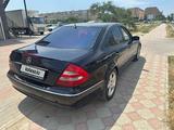 Mercedes-Benz E 320 2005 года за 3 700 000 тг. в Актау – фото 2