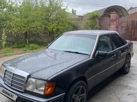Mercedes-Benz E 230 1992 года за 1 800 000 тг. в Шымкент – фото 2