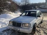 Mercedes-Benz E 260 1990 годаүшін1 400 000 тг. в Алматы – фото 2