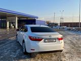 Lexus ES 350 2015 года за 14 300 000 тг. в Алматы – фото 4