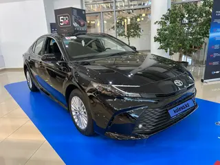 Toyota Camry Elegance eCVT