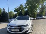Chevrolet Malibu 2020 года за 11 400 000 тг. в Алматы – фото 2