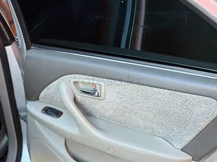 Toyota Mark II Qualis 1998 года за 3 900 000 тг. в Алматы – фото 13