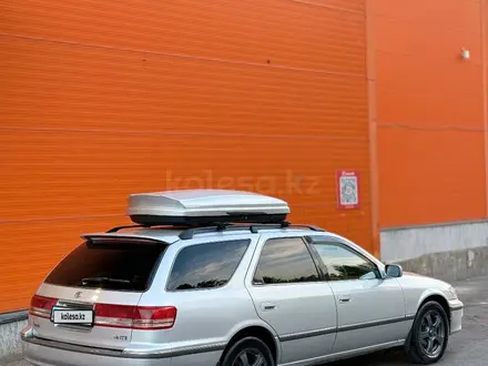 Toyota Mark II Qualis 1998 года за 3 900 000 тг. в Алматы – фото 3