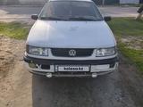 Volkswagen Passat 1994 годаүшін500 000 тг. в Тараз