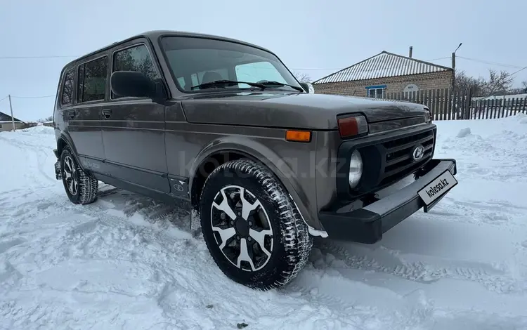 ВАЗ (Lada) Lada 2131 (5-ти дверный) 2016 года за 3 900 000 тг. в Астана