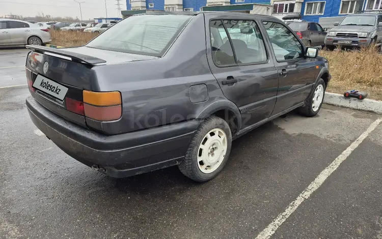 Volkswagen Vento 1992 годаүшін650 000 тг. в Семей