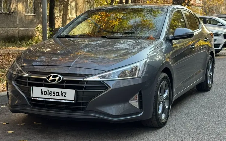 Hyundai Elantra 2019 годаүшін8 000 000 тг. в Алматы