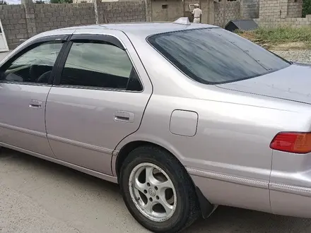 Toyota Camry 2001 года за 3 100 000 тг. в Шымкент – фото 3