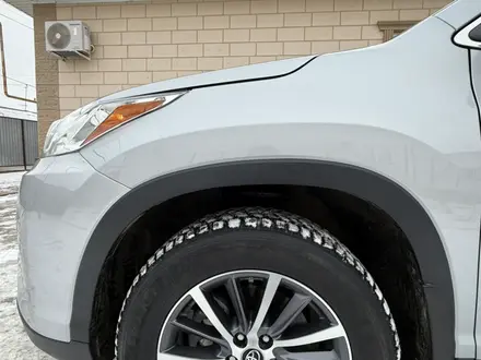 Toyota Highlander 2018 года за 12 000 000 тг. в Атырау – фото 15