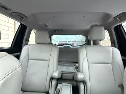 Toyota Highlander 2018 года за 12 000 000 тг. в Атырау – фото 21