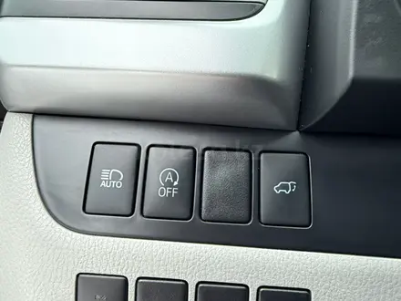 Toyota Highlander 2018 года за 12 000 000 тг. в Атырау – фото 27