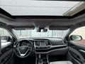 Toyota Highlander 2018 года за 12 000 000 тг. в Атырау – фото 30
