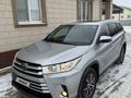 Toyota Highlander 2018 года за 12 000 000 тг. в Атырау – фото 4