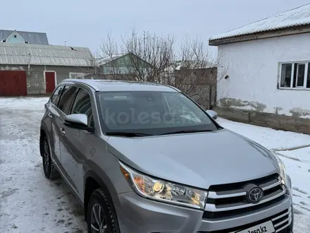 Toyota Highlander 2018 года за 12 000 000 тг. в Атырау – фото 5