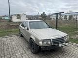 Mercedes-Benz E 230 1992 годаүшін700 000 тг. в Жансугуров – фото 3