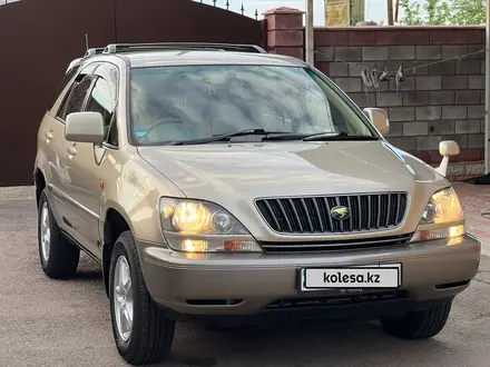 Toyota Harrier 1998 года за 5 400 000 тг. в Алматы – фото 2