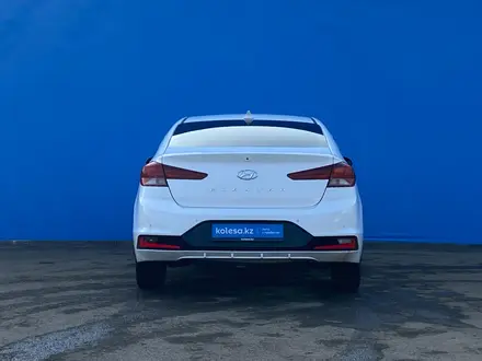 Hyundai Elantra 2019 года за 8 620 000 тг. в Алматы – фото 4