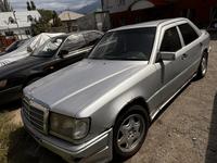 Mercedes-Benz E 230 1989 годаүшін950 000 тг. в Алматы