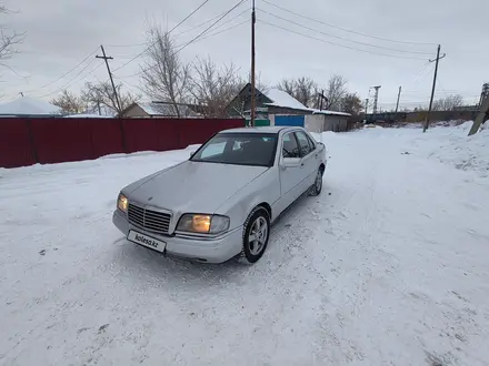 Mercedes-Benz C 180 1993 года за 1 050 000 тг. в Астана