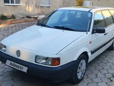 Volkswagen Passat 1992 года за 1 599 000 тг. в Караганда