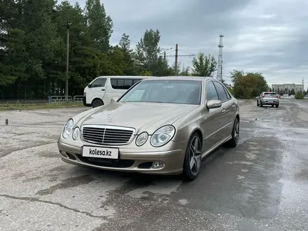 Mercedes-Benz E 320 2002 года за 4 700 000 тг. в Астана